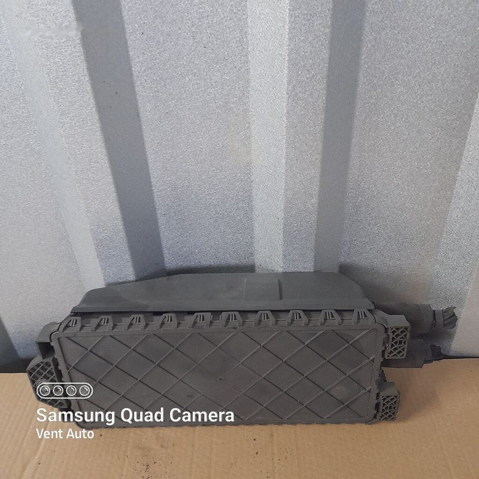 Mercedes-Benz ACTROS MP4 A0004467861 truck - ECU untuk Truk: gambar 4 Mercedes-Benz ACTROS MP4 A0004467861 truck - ECU untuk Truk: gambar 4