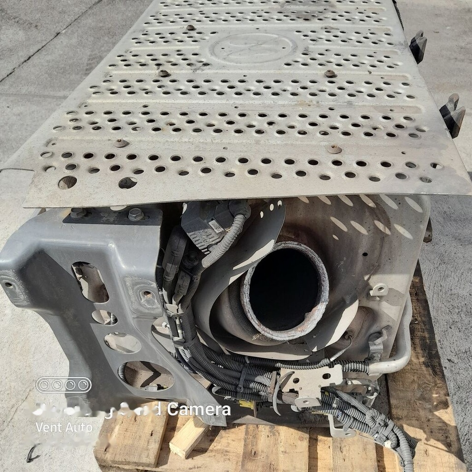 Mercedes-Benz ACTROS MP4 A0054903112 Mercedes-Benz A0054903112 - Konverter katalitik untuk Truk: gambar 5 Mercedes-Benz ACTROS MP4 A0054903112 Mercedes-Benz A0054903112 - Konverter katalitik untuk Truk: gambar 5