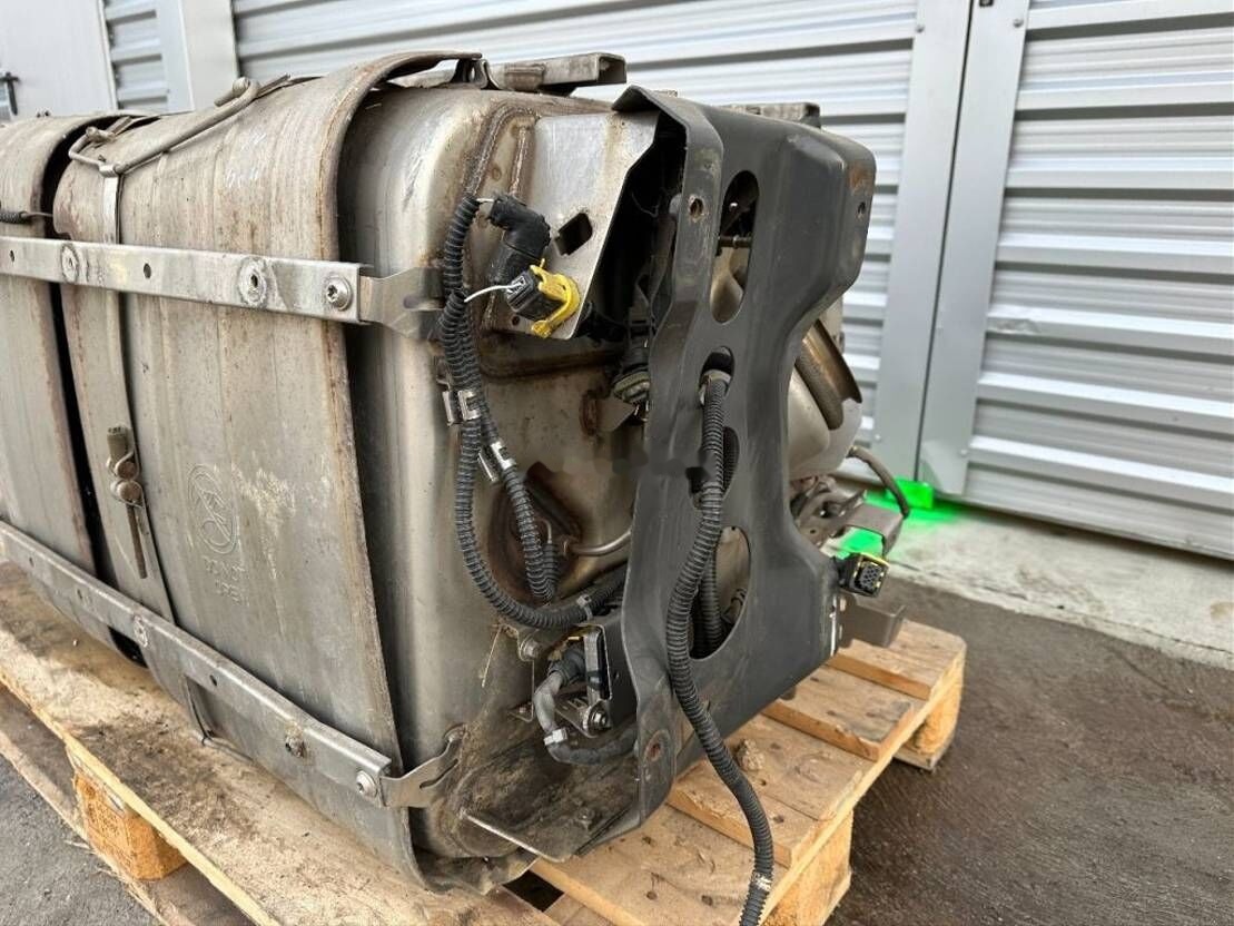 Mercedes-Benz ACTROS MP4 A0084902212 truck - Konverter katalitik untuk Truk: gambar 5 Mercedes-Benz ACTROS MP4 A0084902212 truck - Konverter katalitik untuk Truk: gambar 5