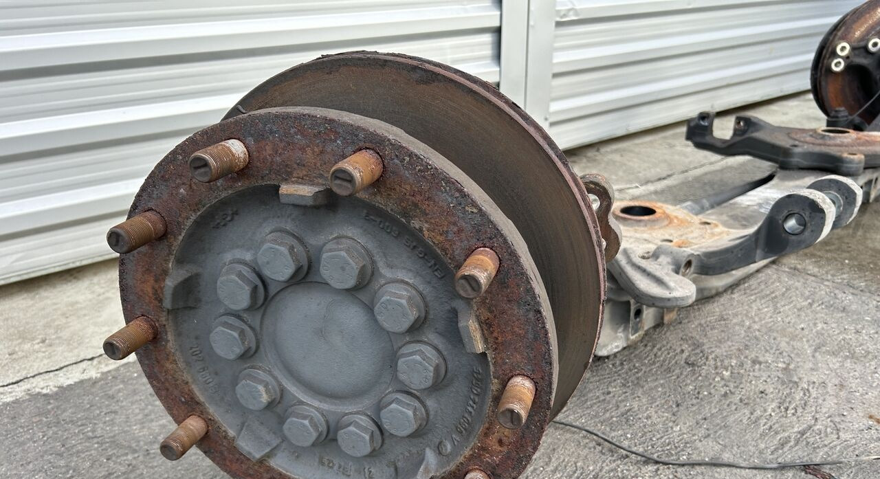 Mercedes-Benz ACTROS MP4 A9603312701 Mercedes-Benz ACTROS MP4 truck - Poros dan bagian untuk Truk: gambar 2 Mercedes-Benz ACTROS MP4 A9603312701 Mercedes-Benz ACTROS MP4 truck - Poros dan bagian untuk Truk: gambar 2