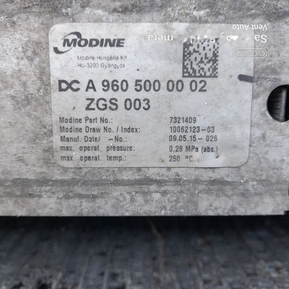 Intercooler untuk Truk Mercedes-Benz ACTROS MP4 A9605003601 / A9605000002   Mercedes-Benz A9605003601 / A9605000002: gambar 8 Intercooler untuk Truk Mercedes-Benz ACTROS MP4 A9605003601 / A9605000002   Mercedes-Benz A9605003601 / A9605000002: gambar 8