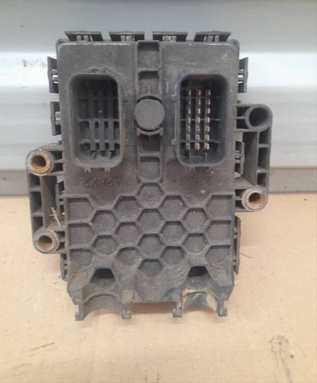 Mercedes-Benz ACTROS MP4 CLCS A0034461717/001 - ECU untuk Truk: gambar 3 Mercedes-Benz ACTROS MP4 CLCS A0034461717/001 - ECU untuk Truk: gambar 3