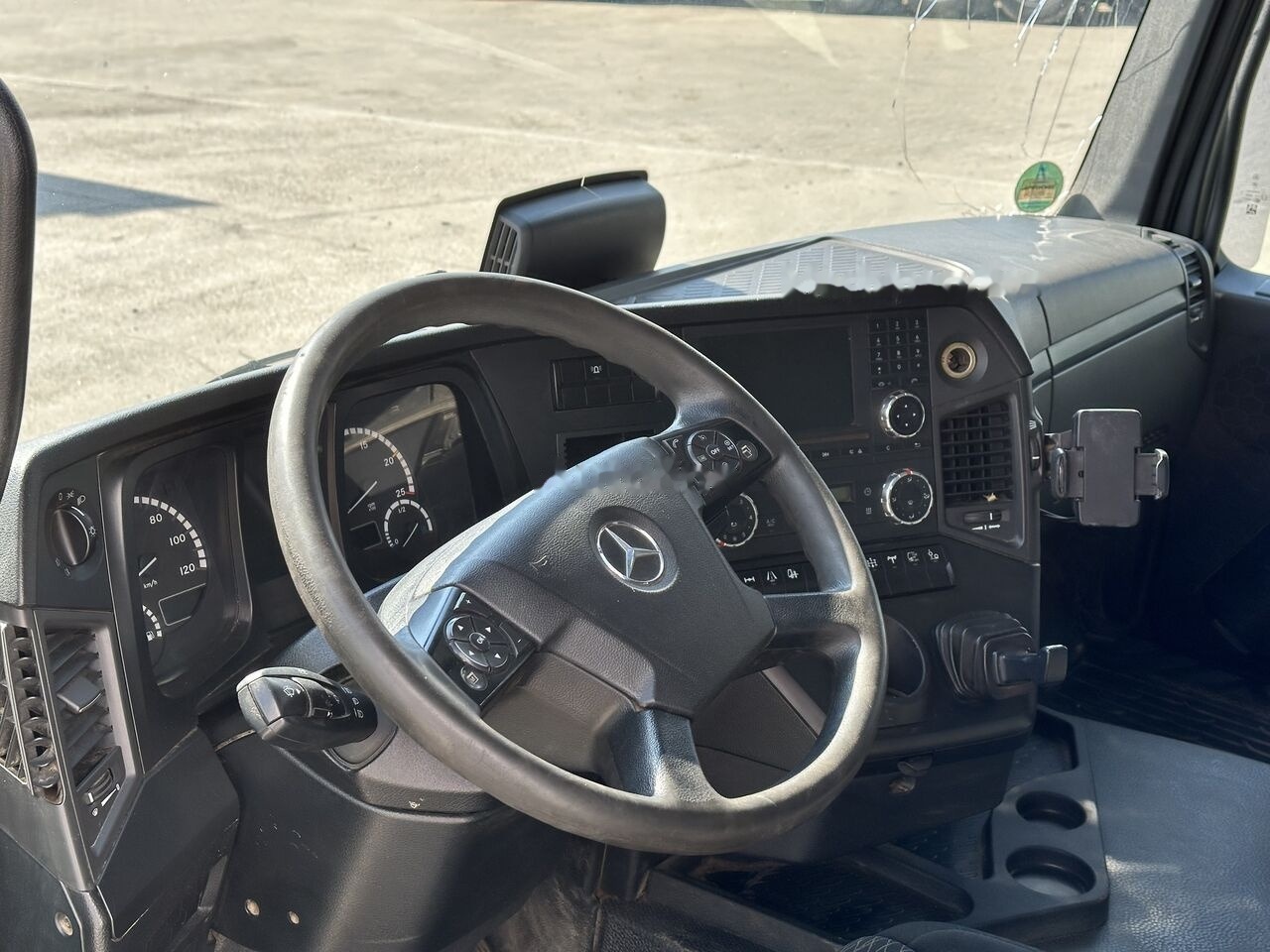 Mercedes-Benz AROCS AXOR ANTOS ACTROS - Kabin untuk Truk: gambar 3 Mercedes-Benz AROCS AXOR ANTOS ACTROS - Kabin untuk Truk: gambar 3