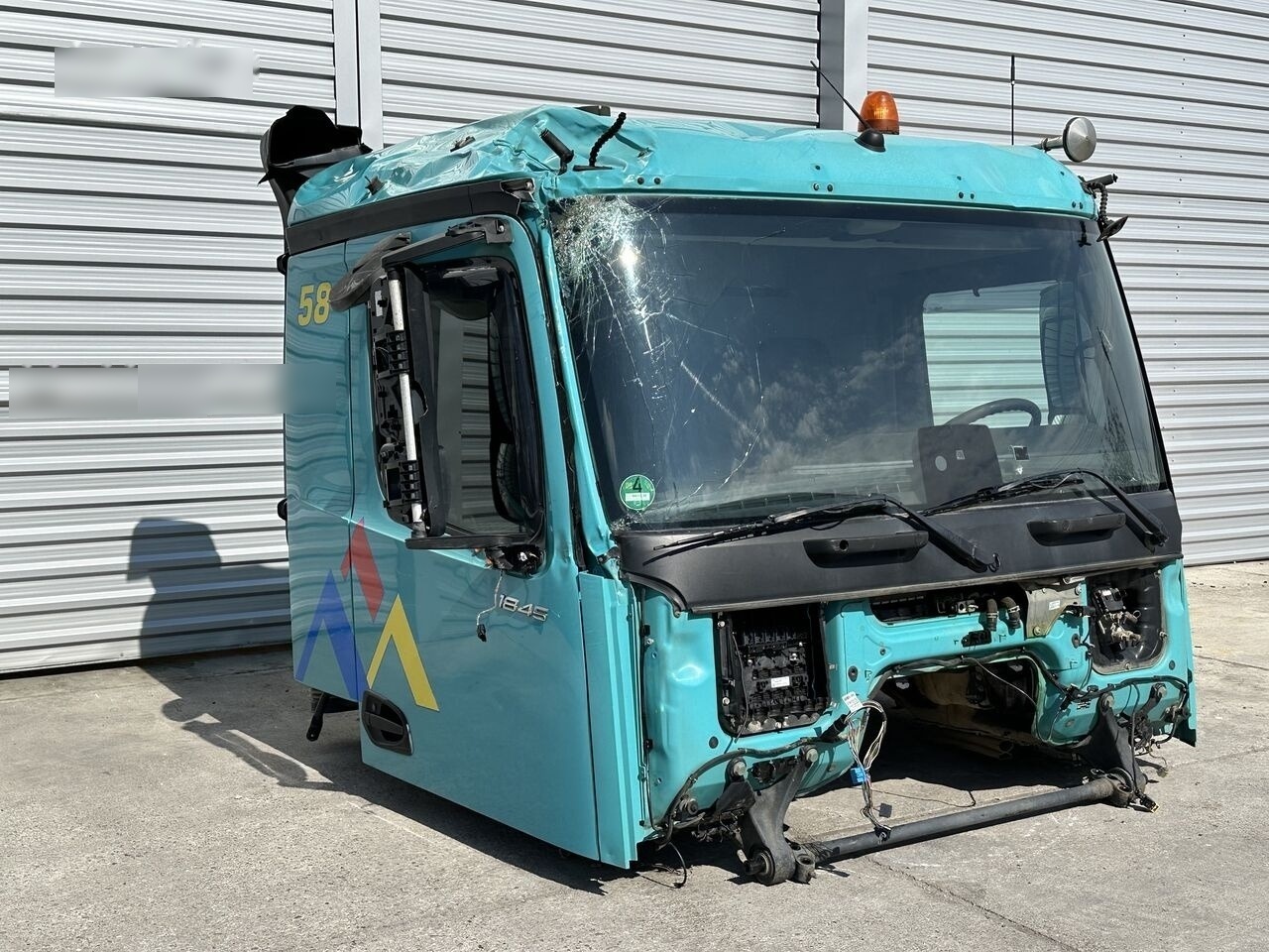 Mercedes-Benz AROCS AXOR ANTOS ACTROS - Kabin untuk Truk: gambar 1 Mercedes-Benz AROCS AXOR ANTOS ACTROS - Kabin untuk Truk: gambar 1