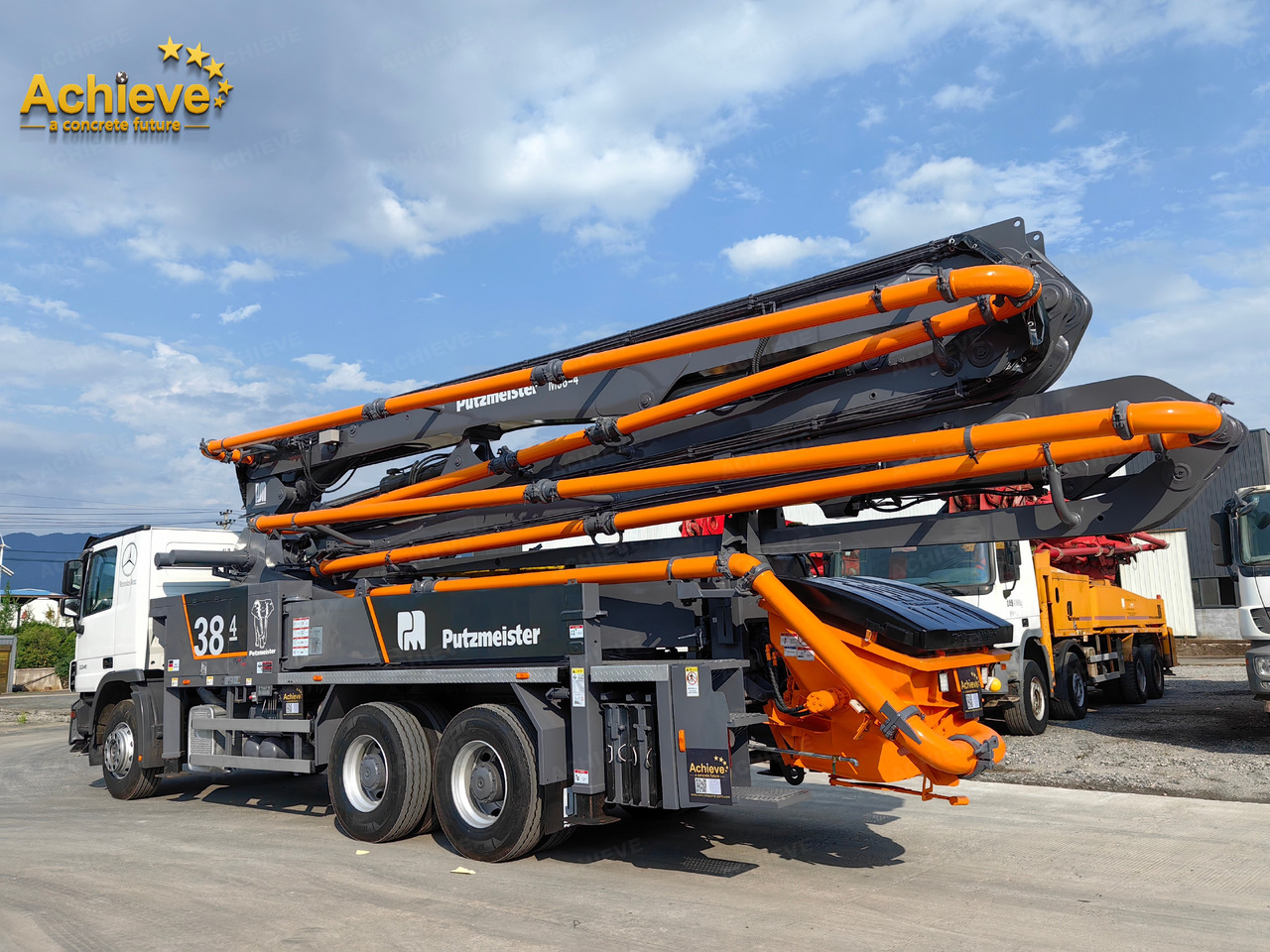 PUTZMEISTER PUTZMEISTER M38-4Z 2013 HOT SALE Mercedes-Benz【ACHIEVE】TOP CONDITION!!! - Truk pompa beton: gambar 5 PUTZMEISTER PUTZMEISTER M38-4Z 2013 HOT SALE Mercedes-Benz【ACHIEVE】TOP CONDITION!!! - Truk pompa beton: gambar 5