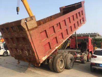 12wheel Sinotruck HOWO -4 380 Tipper Truck Dumper Truck - Truk jungkit: gambar 1 12wheel Sinotruck HOWO -4 380 Tipper Truck Dumper Truck - Truk jungkit: gambar 1