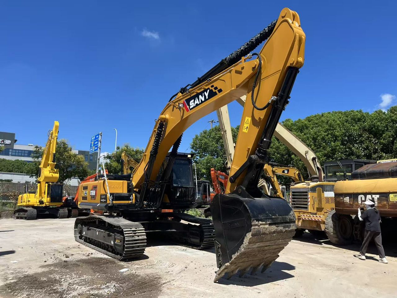 40-Ton SANY SY365H Used Excavator – Competitive Pricing Global Shipping - Ekskavator perayap: gambar 2 40-Ton SANY SY365H Used Excavator – Competitive Pricing Global Shipping - Ekskavator perayap: gambar 2
