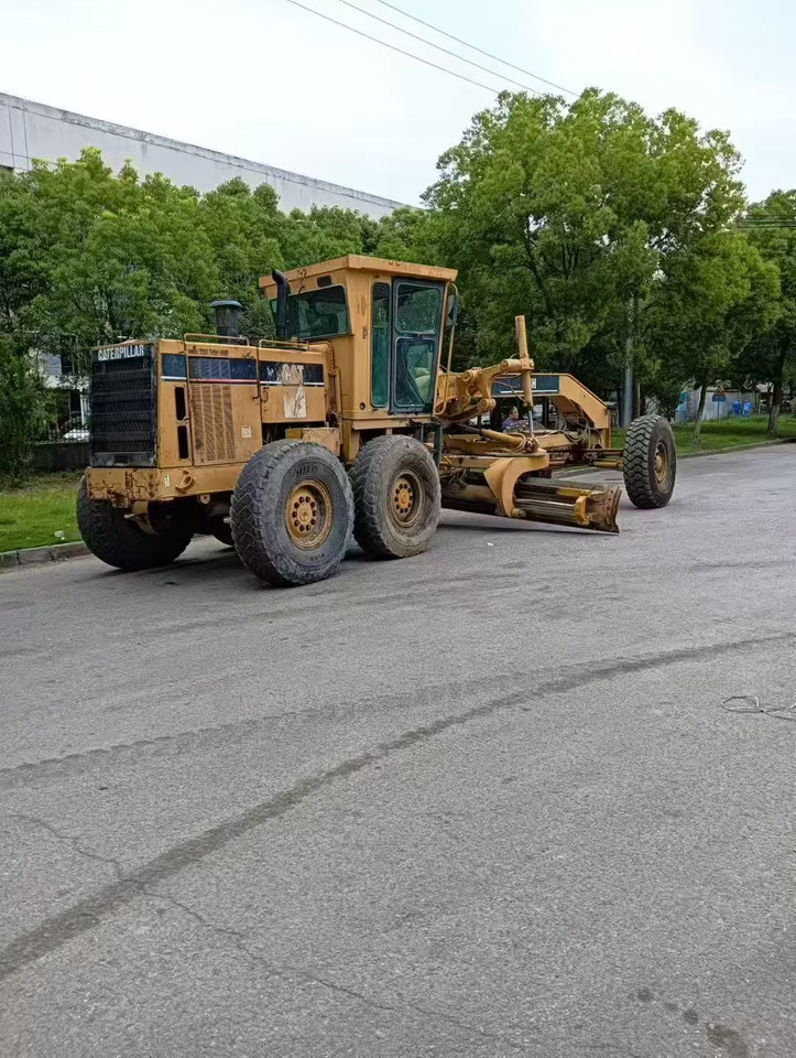 Caterpillar 14H, 140H Motor Grader Original Color CAT Machine - Grader: gambar 2 Caterpillar 14H, 140H Motor Grader Original Color CAT Machine - Grader: gambar 2