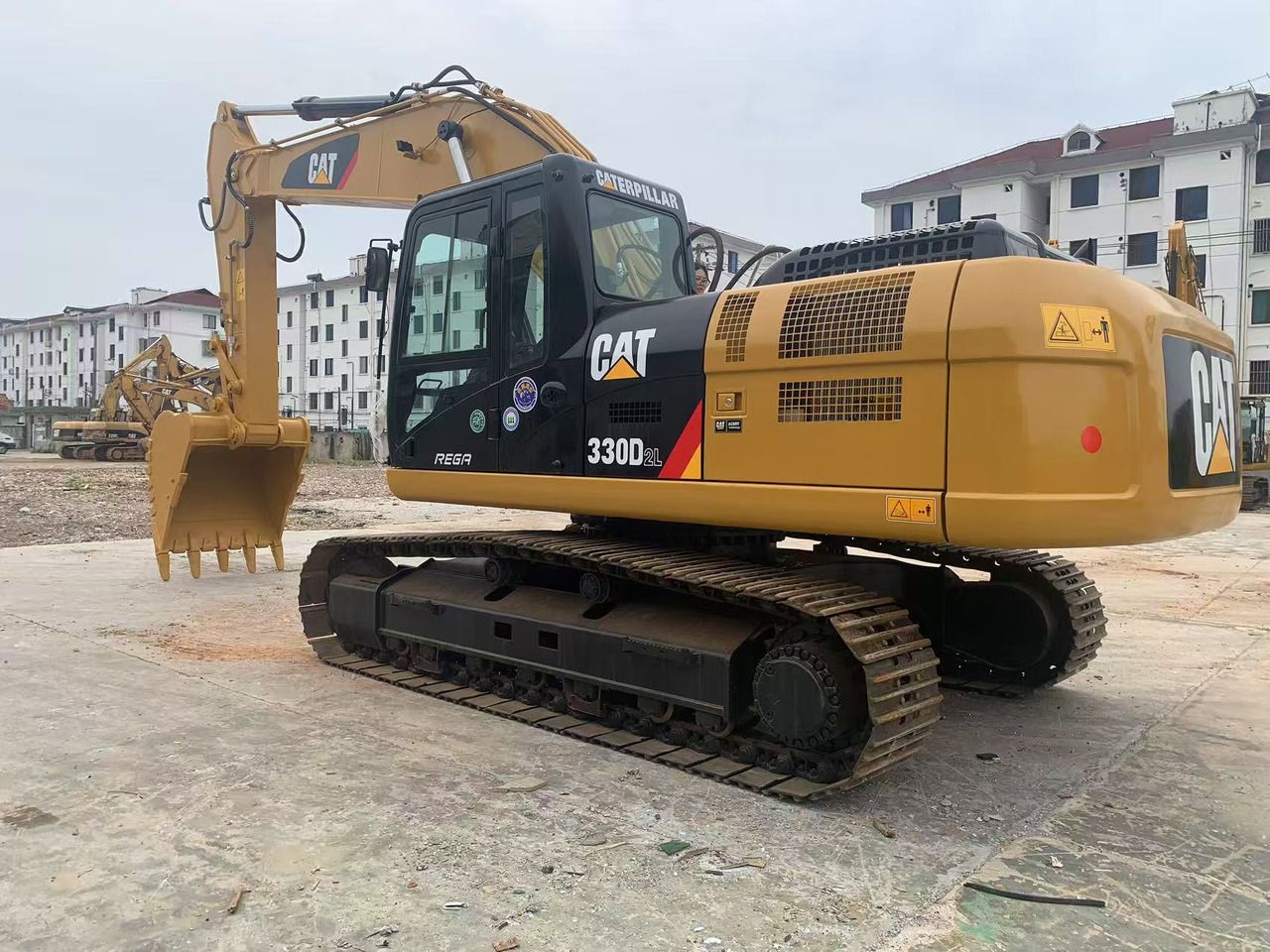 Caterpillar 330C, 330D Excavator 30 ton Japan Origin Mining Machine - Ekskavator perayap: gambar 4 Caterpillar 330C, 330D Excavator 30 ton Japan Origin Mining Machine - Ekskavator perayap: gambar 4
