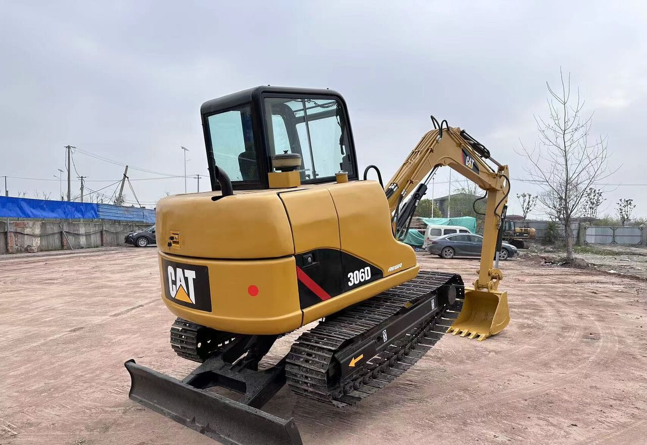 Caterpillar 6 ton Excavator CAT 306 Used Condition - Ekskavator perayap: gambar 1 Caterpillar 6 ton Excavator CAT 306 Used Condition - Ekskavator perayap: gambar 1