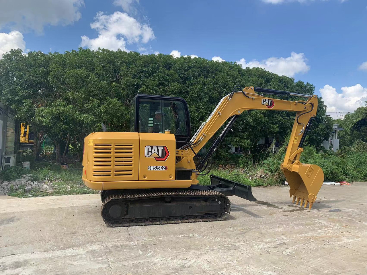 Caterpillar Secondhand Excavator CAT 305.5E2 - Ekskavator perayap: gambar 1 Caterpillar Secondhand Excavator CAT 305.5E2 - Ekskavator perayap: gambar 1