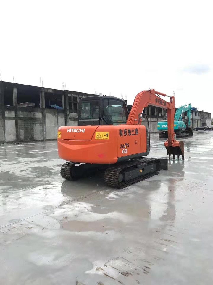 Hitachi 6 ton Hydraulic Excavator ZX60 Good Price - Ekskavator perayap: gambar 3 Hitachi 6 ton Hydraulic Excavator ZX60 Good Price - Ekskavator perayap: gambar 3