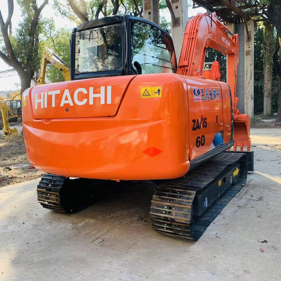 Hitachi 6 ton Mini Excavator ZX60 Excellent Condition - Ekskavator perayap: gambar 5 Hitachi 6 ton Mini Excavator ZX60 Excellent Condition - Ekskavator perayap: gambar 5