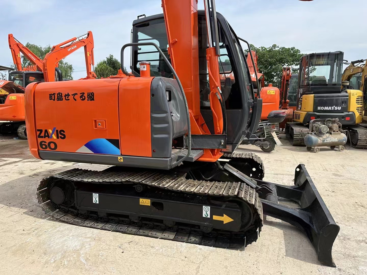 Hitachi ZX60 Mini Excavator Cheap Machine - Ekskavator perayap: gambar 2 Hitachi ZX60 Mini Excavator Cheap Machine - Ekskavator perayap: gambar 2