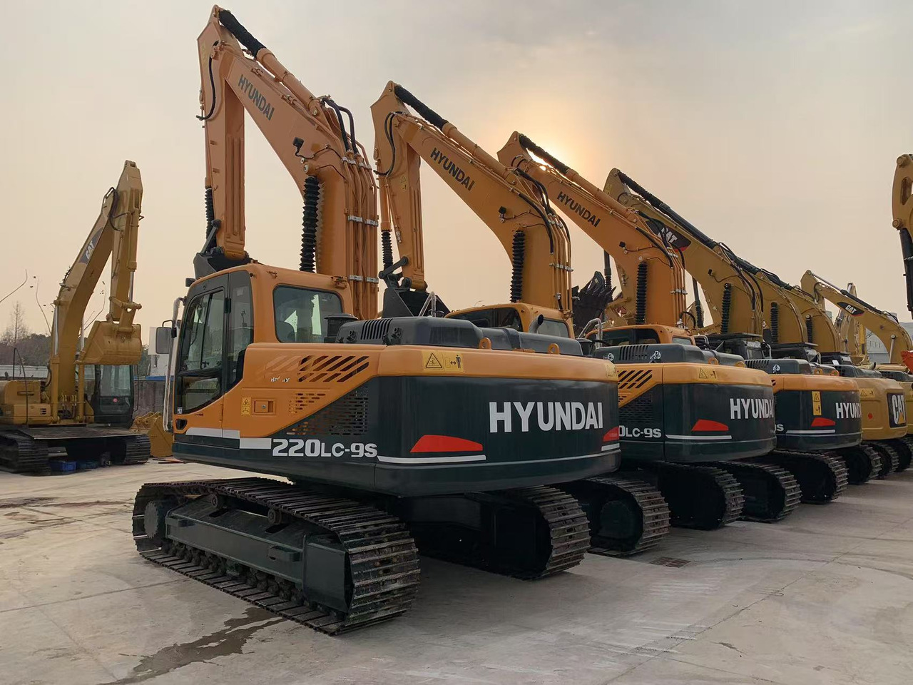 Hyundai Excavator 220LC-9S Secondhand Korea Machine - Ekskavator perayap: gambar 5 Hyundai Excavator 220LC-9S Secondhand Korea Machine - Ekskavator perayap: gambar 5