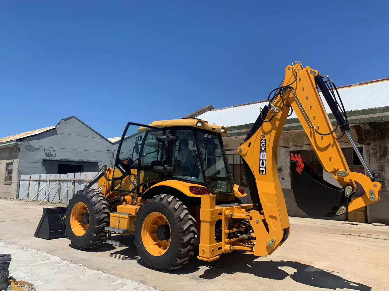 JCB Backhoe Loader 4CX, 4DX Good Price on Sale - Backhoe loader: gambar 3 JCB Backhoe Loader 4CX, 4DX Good Price on Sale - Backhoe loader: gambar 3
