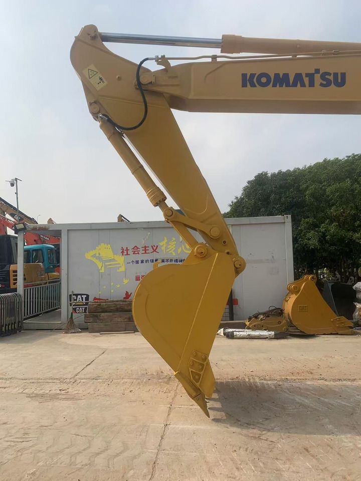 Komatsu Mining Excavator PC300, PC360, PC400 - Ekskavator perayap: gambar 5 Komatsu Mining Excavator PC300, PC360, PC400 - Ekskavator perayap: gambar 5