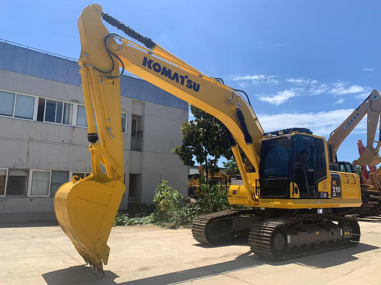 Komatsu PC210 Tracked Excavator 21 ton Construction Excavator - Ekskavator perayap: gambar 3 Komatsu PC210 Tracked Excavator 21 ton Construction Excavator - Ekskavator perayap: gambar 3