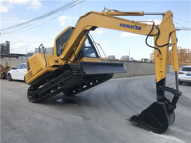 Komatsu PC60 Excavator 6 ton Small Digger Made in Japan - Ekskavator perayap: gambar 2 Komatsu PC60 Excavator 6 ton Small Digger Made in Japan - Ekskavator perayap: gambar 2