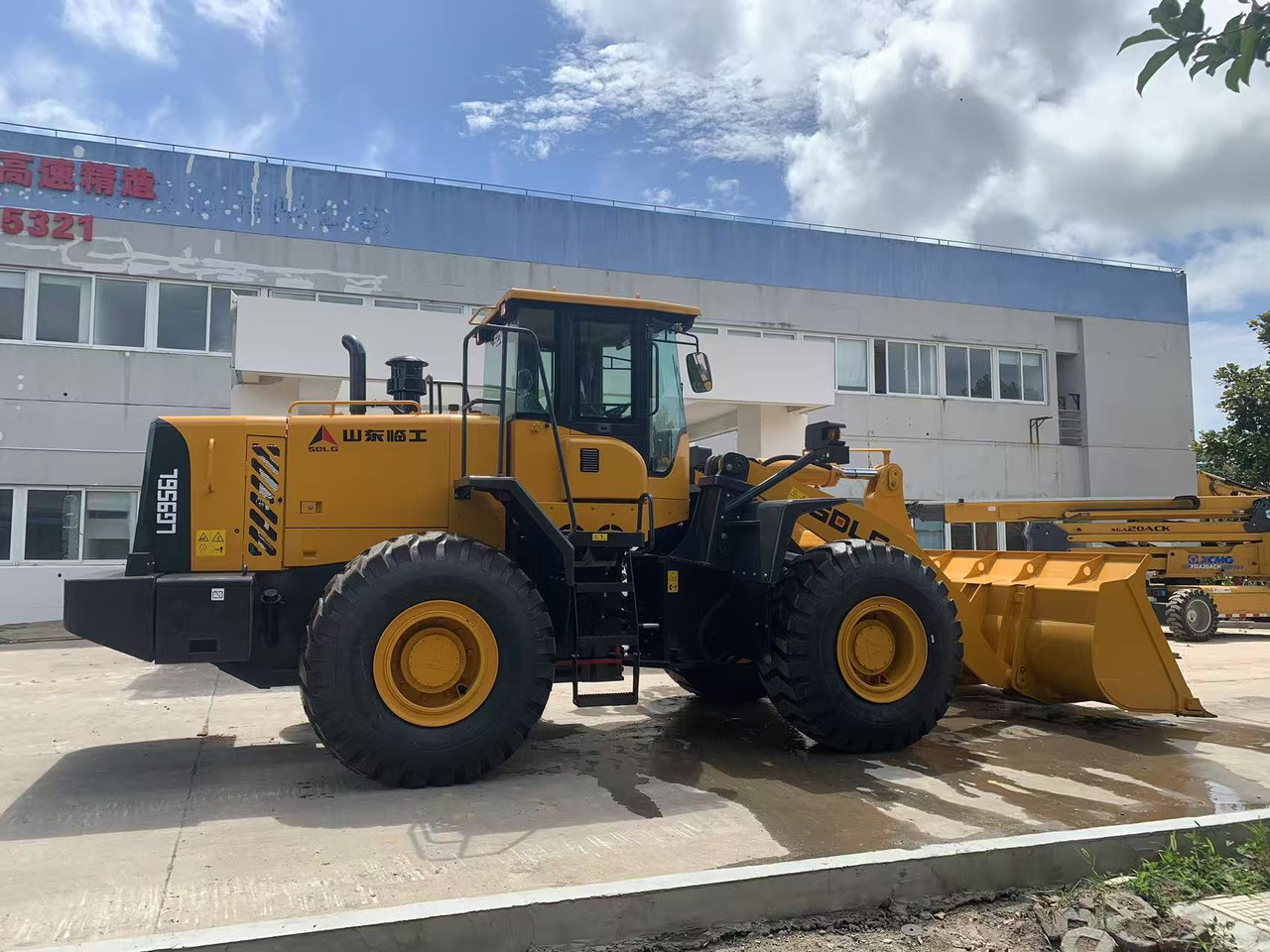 SDLG 5 ton Front Loader LG956L, LG956F, LG958F - Wheel loader: gambar 1 SDLG 5 ton Front Loader LG956L, LG956F, LG958F - Wheel loader: gambar 1