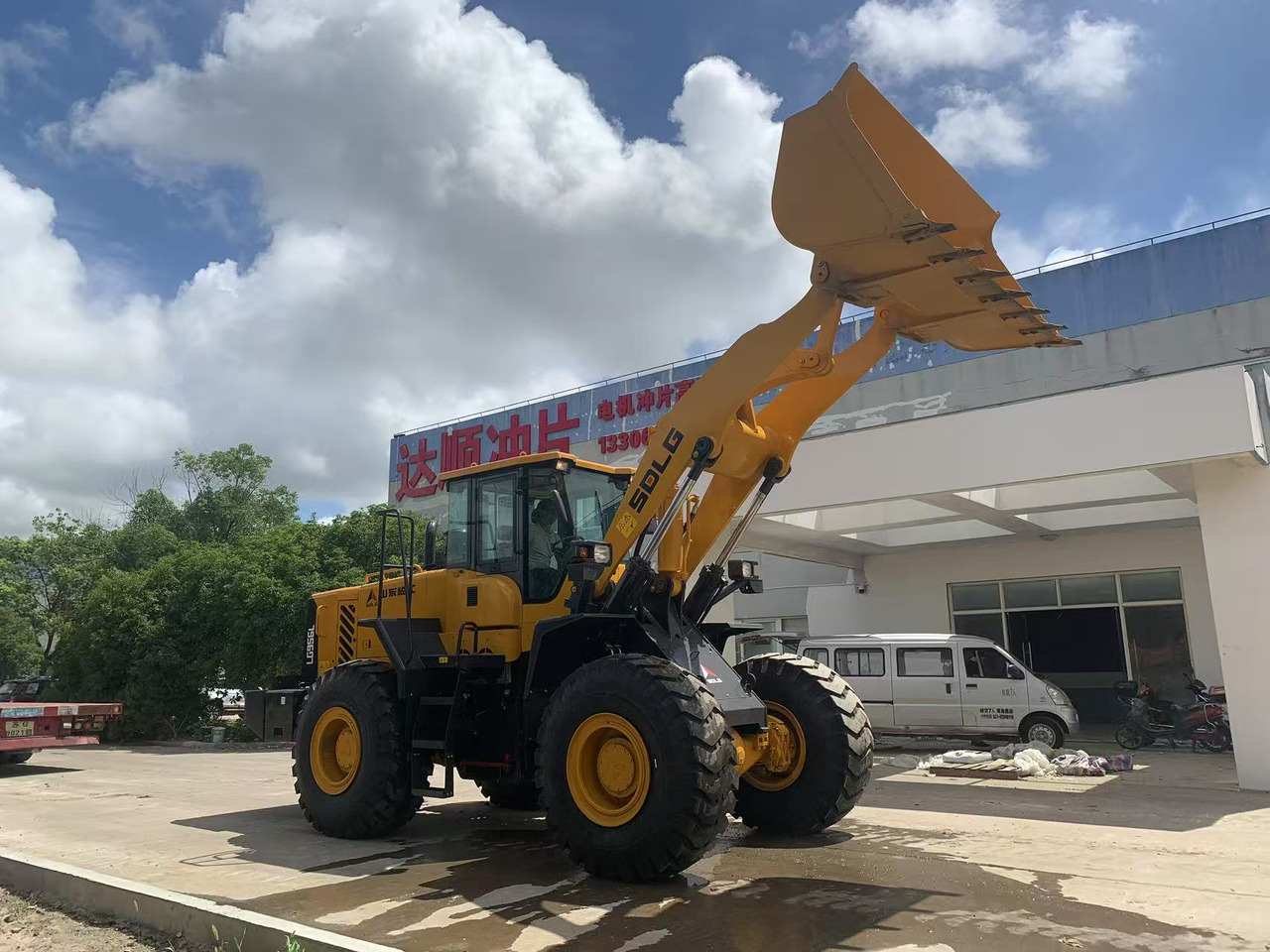 SDLG 5 ton Front Loader LG956L, LG956F, LG958F - Wheel loader: gambar 4 SDLG 5 ton Front Loader LG956L, LG956F, LG958F - Wheel loader: gambar 4