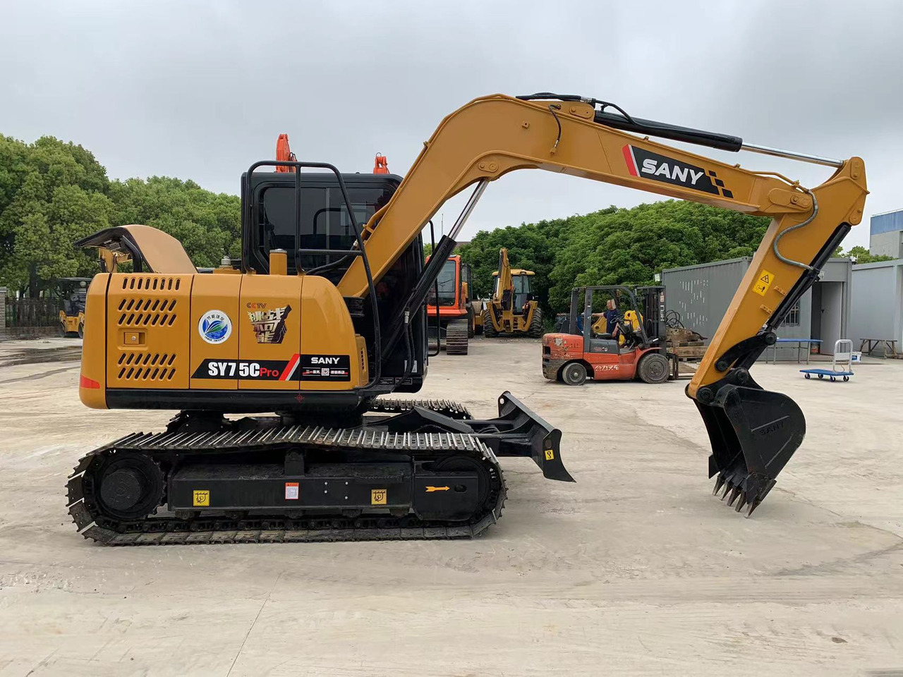 Sany Excavator SY75, SY60, SY55 Good Price Small Digger - Ekskavator perayap: gambar 1 Sany Excavator SY75, SY60, SY55 Good Price Small Digger - Ekskavator perayap: gambar 1