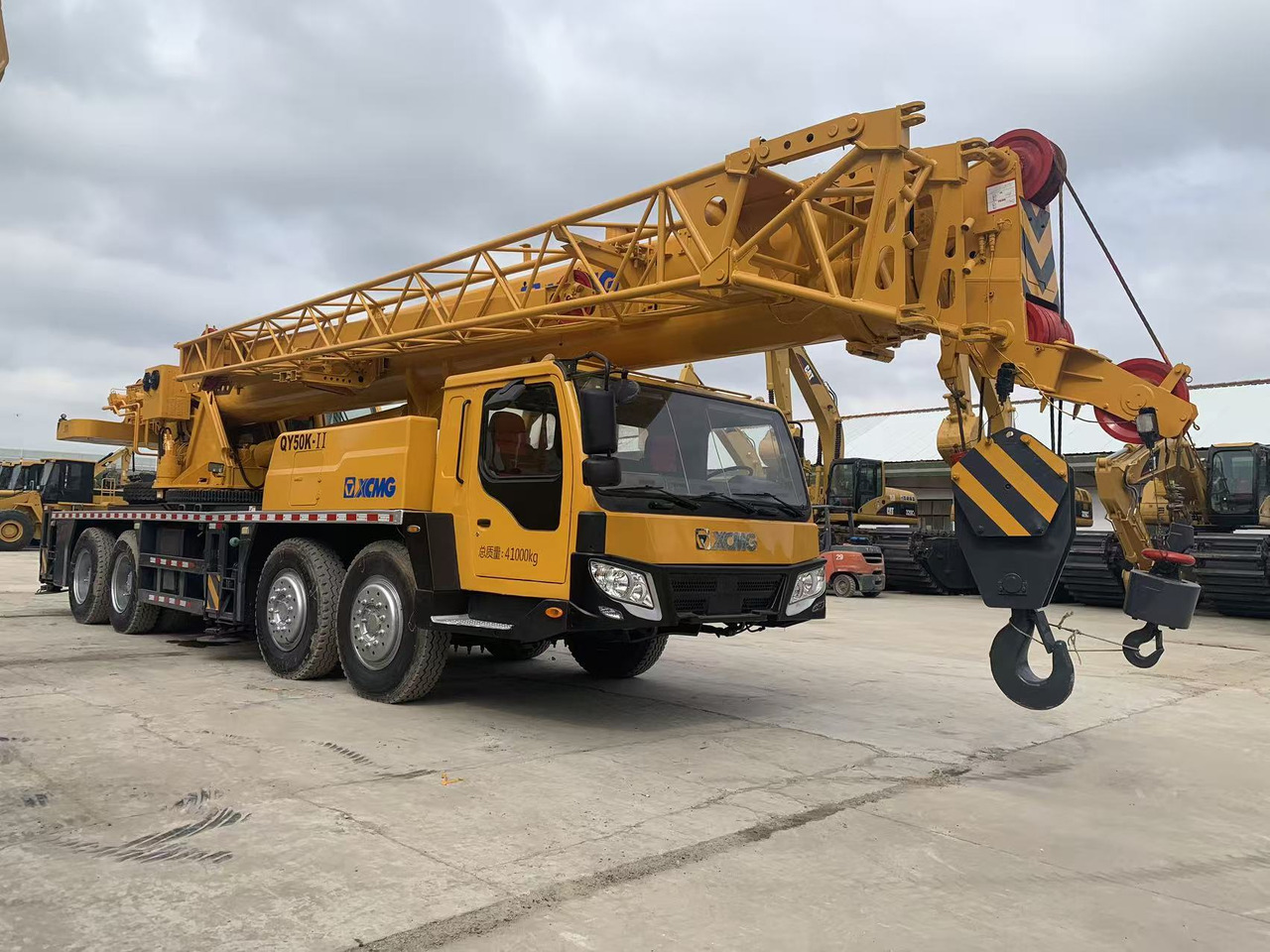 XCMG QY50K-2 Good Price 50 ton Truck Crane - Derek bergerak: gambar 3 XCMG QY50K-2 Good Price 50 ton Truck Crane - Derek bergerak: gambar 3