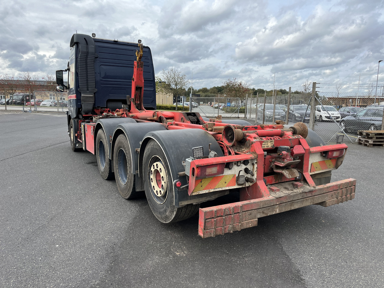 Volvo FM 500 8x4 - Hook lift: gambar 5 Volvo FM 500 8x4 - Hook lift: gambar 5