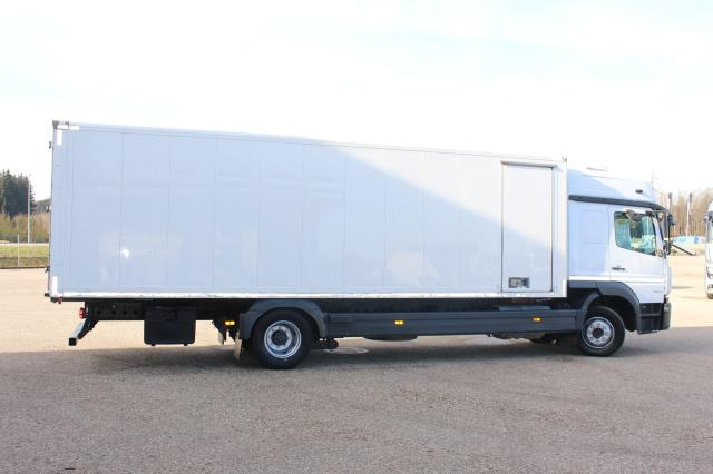 Mercedes-Benz Atego 1224 L - Truk box: gambar 4 Mercedes-Benz Atego 1224 L - Truk box: gambar 4