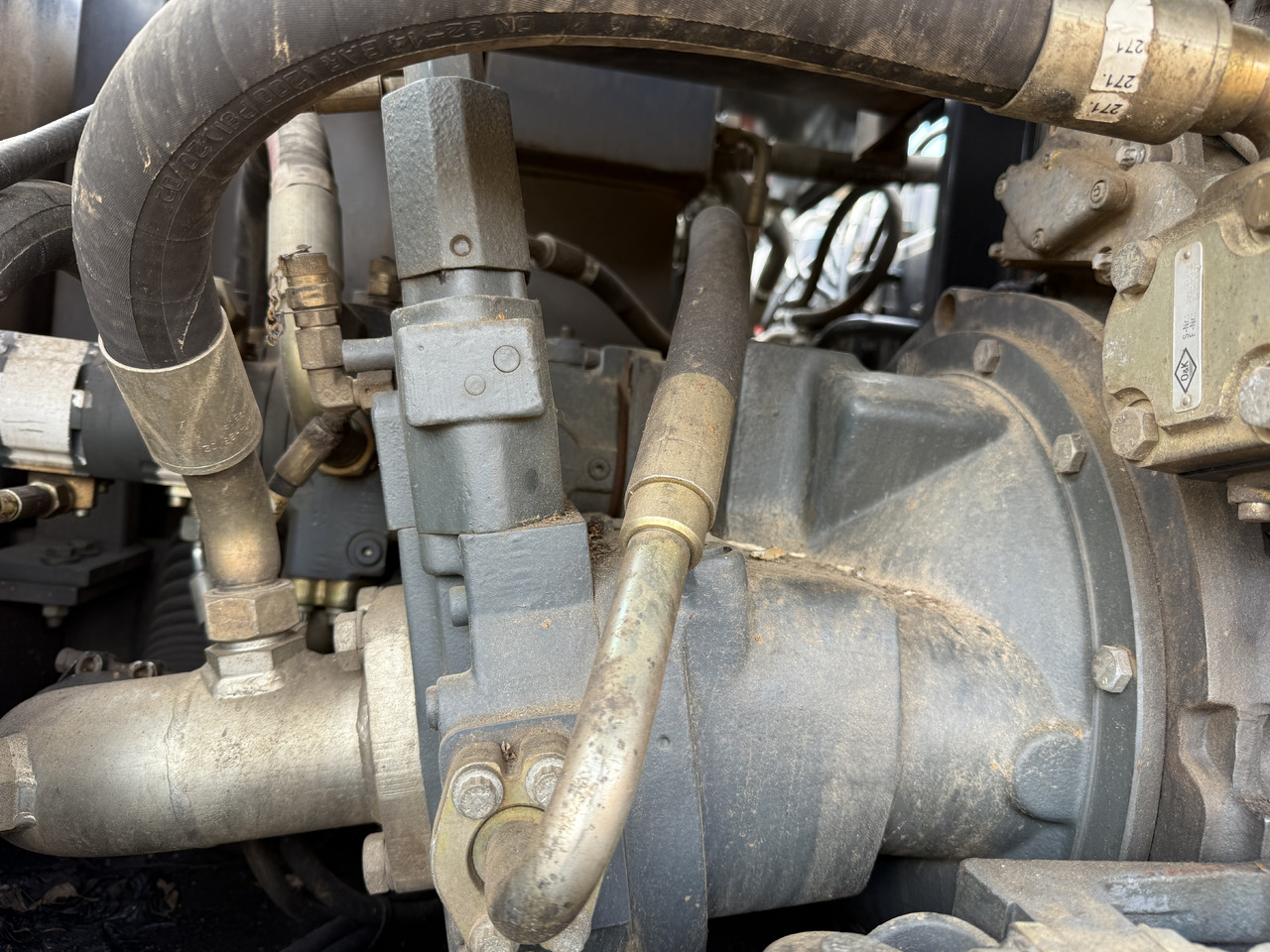 REXROTH - Pompa hidrolik untuk Ekskavator: gambar 1 REXROTH - Pompa hidrolik untuk Ekskavator: gambar 1