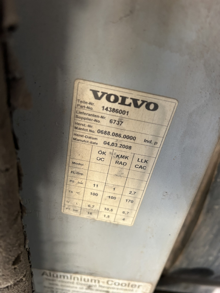 Volvo EW140C - Pendingin oli untuk Ekskavator roda: gambar 5 Volvo EW140C - Pendingin oli untuk Ekskavator roda: gambar 5