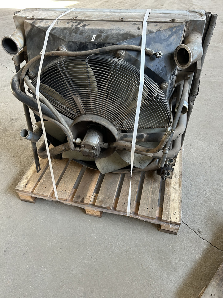 Volvo EW140C - Pendingin oli untuk Ekskavator roda: gambar 3 Volvo EW140C - Pendingin oli untuk Ekskavator roda: gambar 3