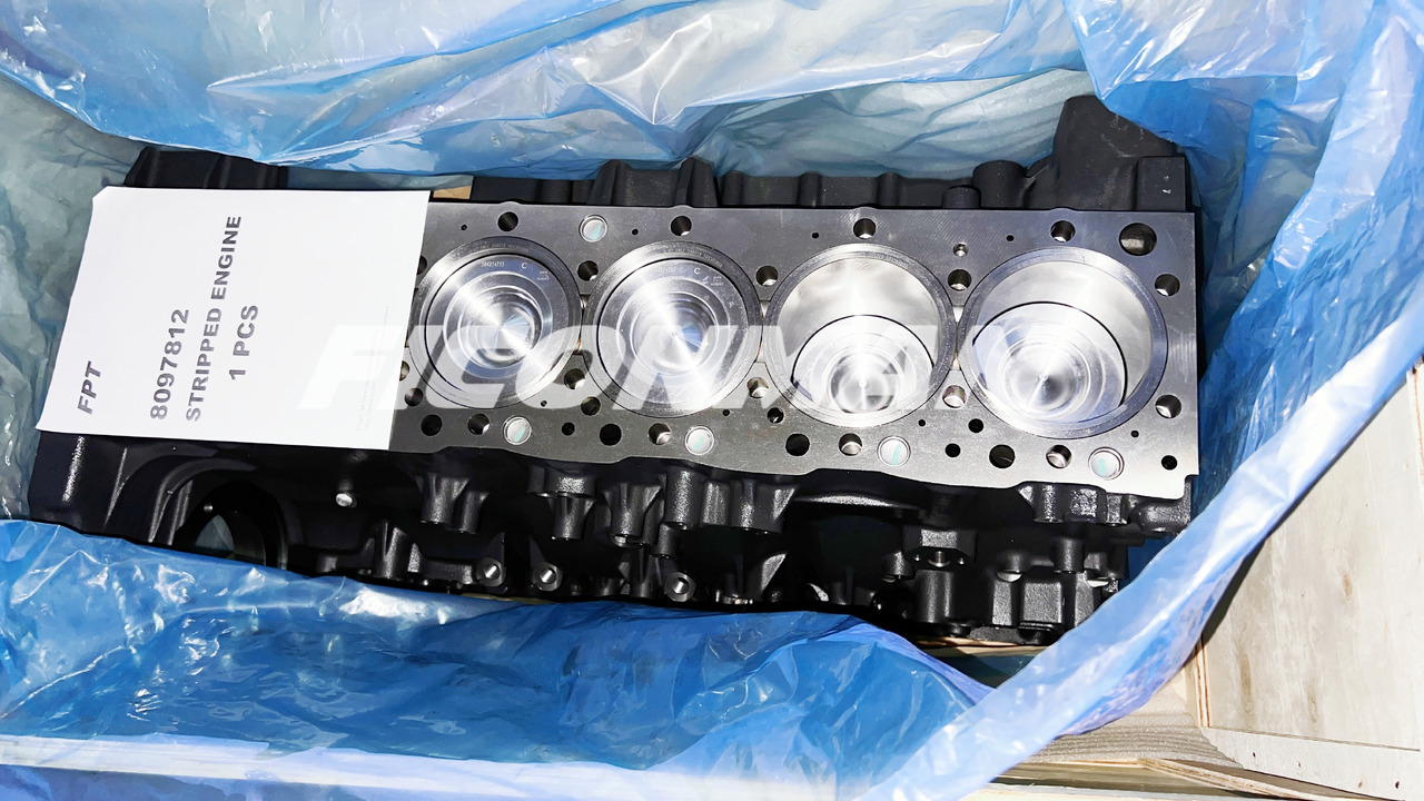 IVECO FPT CASE New.Holland T8.330 Cursor9 F2CFE613 8097812 Cylinder Block,Short Block - Suku Cadang Mesin untuk Peralatan pertanian: gambar 2 IVECO FPT CASE New.Holland T8.330 Cursor9 F2CFE613 8097812 Cylinder Block,Short Block - Suku Cadang Mesin untuk Peralatan pertanian: gambar 2