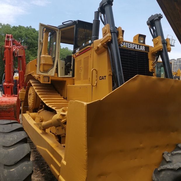 2016 Caterpillar D7H - Bulldozer: gambar 1 2016 Caterpillar D7H - Bulldozer: gambar 1