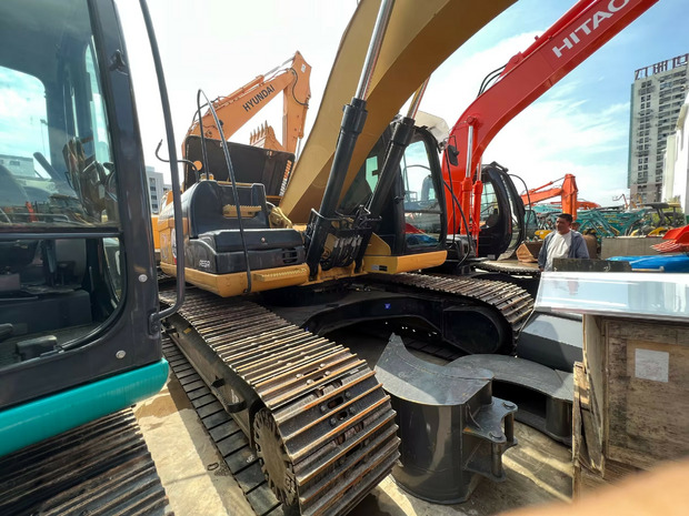 2020 Caterpillar 323D - Ekskavator perayap: gambar 4 2020 Caterpillar 323D - Ekskavator perayap: gambar 4