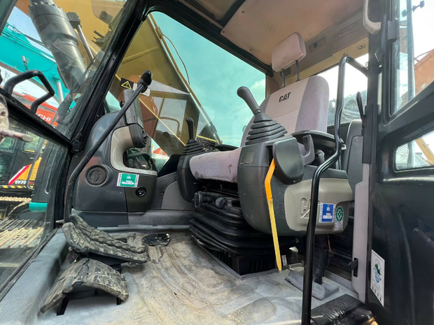 2020 Caterpillar 323D - Ekskavator perayap: gambar 2 2020 Caterpillar 323D - Ekskavator perayap: gambar 2