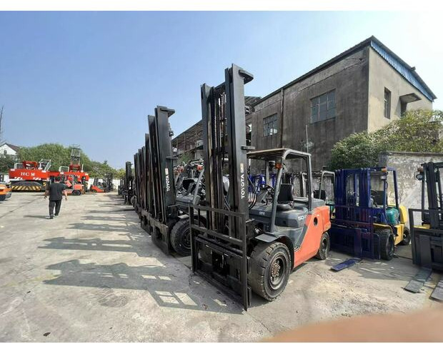 2021 Toyota 8FD50 - Forklift: gambar 4 2021 Toyota 8FD50 - Forklift: gambar 4