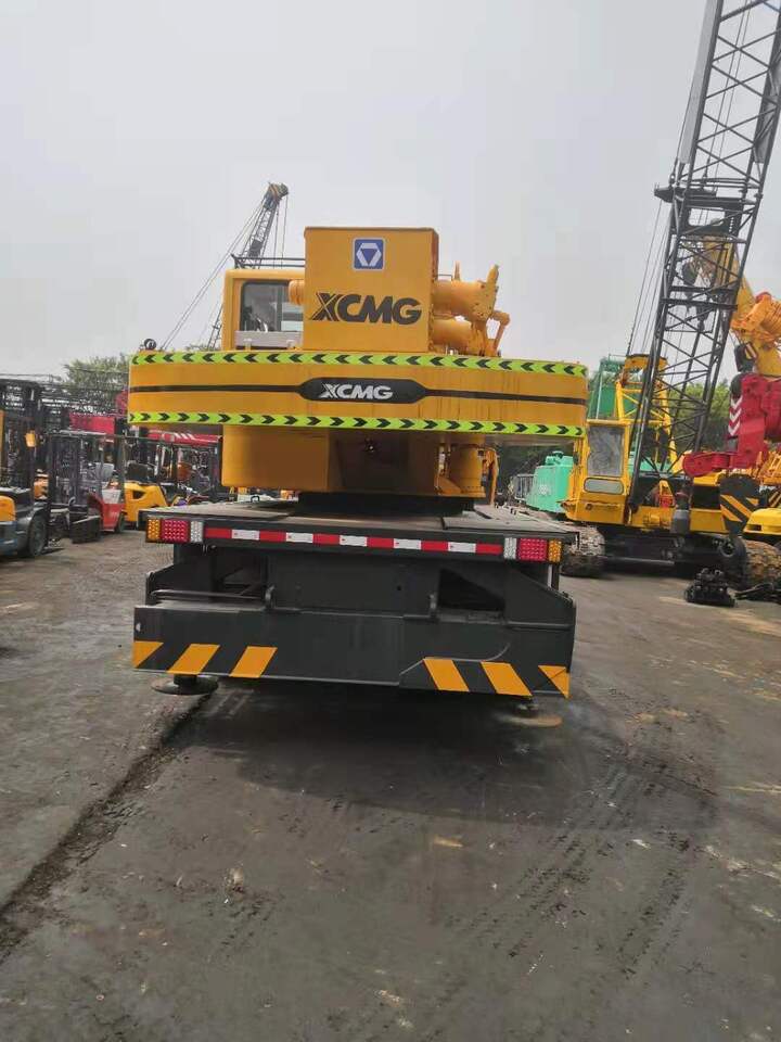 XCMG QY25K - Derek bergerak: gambar 3 XCMG QY25K - Derek bergerak: gambar 3