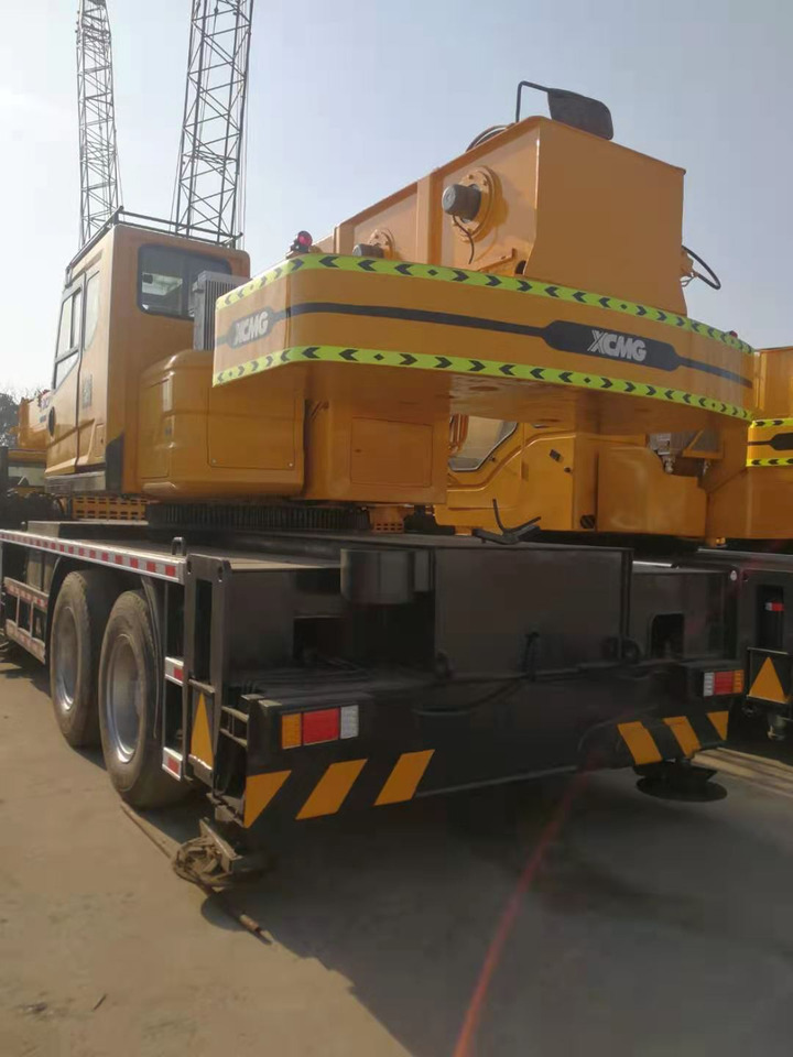 XCMG QY70KC - Derek bergerak: gambar 2 XCMG QY70KC - Derek bergerak: gambar 2