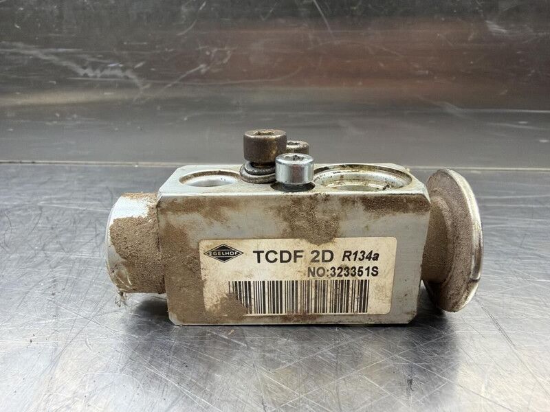 Egelhof R924 COMPACT / R904C / R924 C / R926 LC / R926 SLC - Katup: gambar 1 Egelhof R924 COMPACT / R904C / R924 C / R926 LC / R926 SLC - Katup: gambar 1