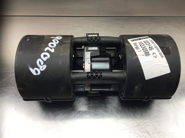 Liebherr Blower - Motor peniup: gambar 1 Liebherr Blower - Motor peniup: gambar 1
