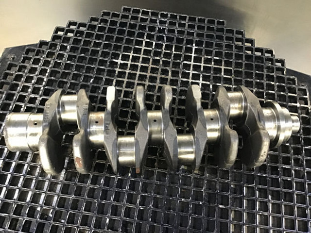 Liebherr Crankshaft D904/D914 - Poros engkol: gambar 3 Liebherr Crankshaft D904/D914 - Poros engkol: gambar 3