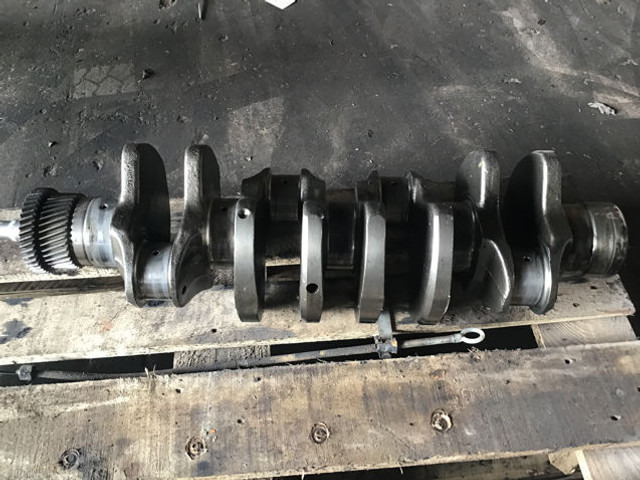 Liebherr Crankshaft D904/D914 - Poros engkol: gambar 1 Liebherr Crankshaft D904/D914 - Poros engkol: gambar 1
