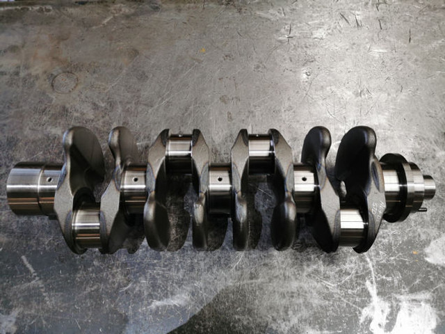 Liebherr Crankshaft D934L - Poros engkol: gambar 1 Liebherr Crankshaft D934L - Poros engkol: gambar 1