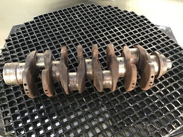 Liebherr Crankshaft D934S - Poros engkol: gambar 1 Liebherr Crankshaft D934S - Poros engkol: gambar 1