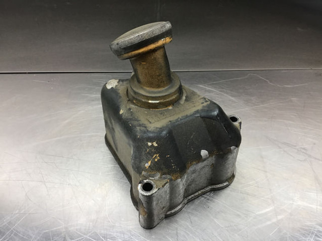 Liebherr Cylinderhead Cover - Suku Cadang Mesin: gambar 1 Liebherr Cylinderhead Cover - Suku Cadang Mesin: gambar 1