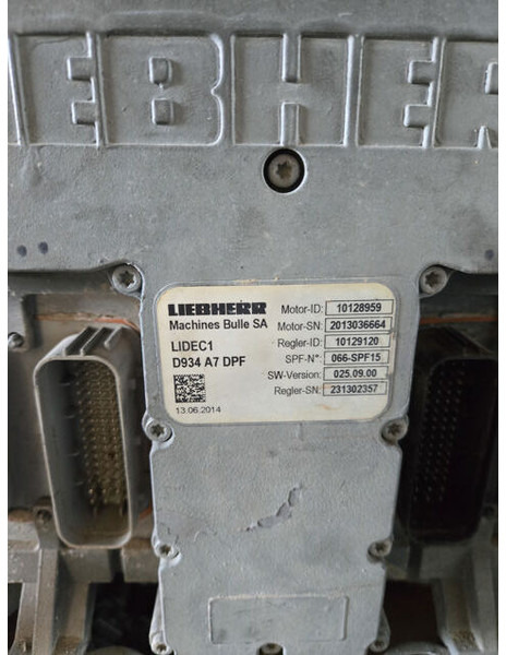 Liebherr D934 A7 130 KW - Mesin: gambar 5 Liebherr D934 A7 130 KW - Mesin: gambar 5