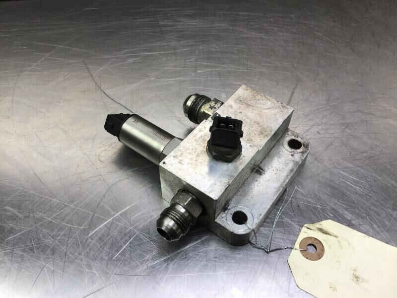 Liebherr Distribution Block - Suku Cadang Mesin: gambar 2 Liebherr Distribution Block - Suku Cadang Mesin: gambar 2