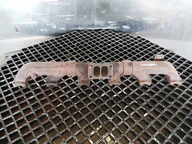Liebherr Exhaust Pipe - Pipa knalpot: gambar 2 Liebherr Exhaust Pipe - Pipa knalpot: gambar 2