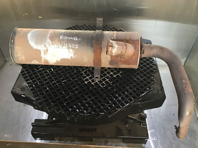 Liebherr Exhaust Silencer - Knalpot: gambar 5 Liebherr Exhaust Silencer - Knalpot: gambar 5